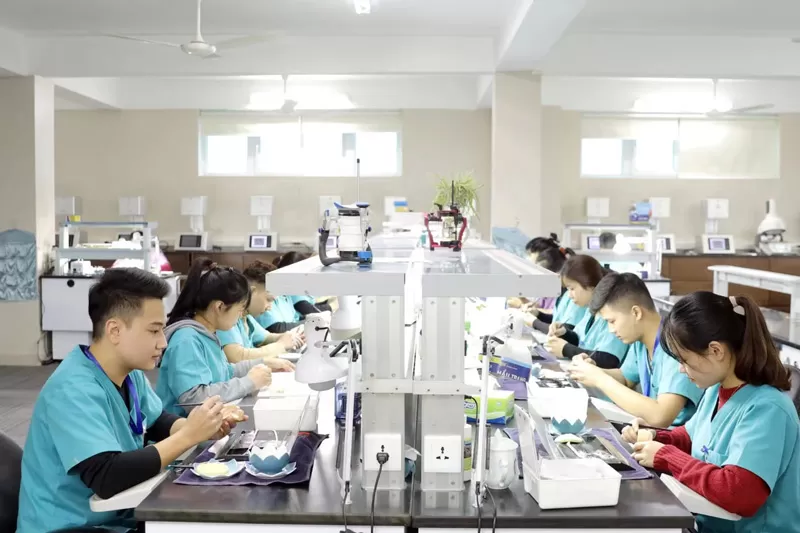 VU Gia Dental Laboratory: RAYSHAPE Digital Solution Achieves A Significant Reduction In Equipment And Material Costs! VU Gia Dental Laboratory: RAYSHAPE Digital Solution Achieves A Significant Reduction In Equipment And Material Costs!